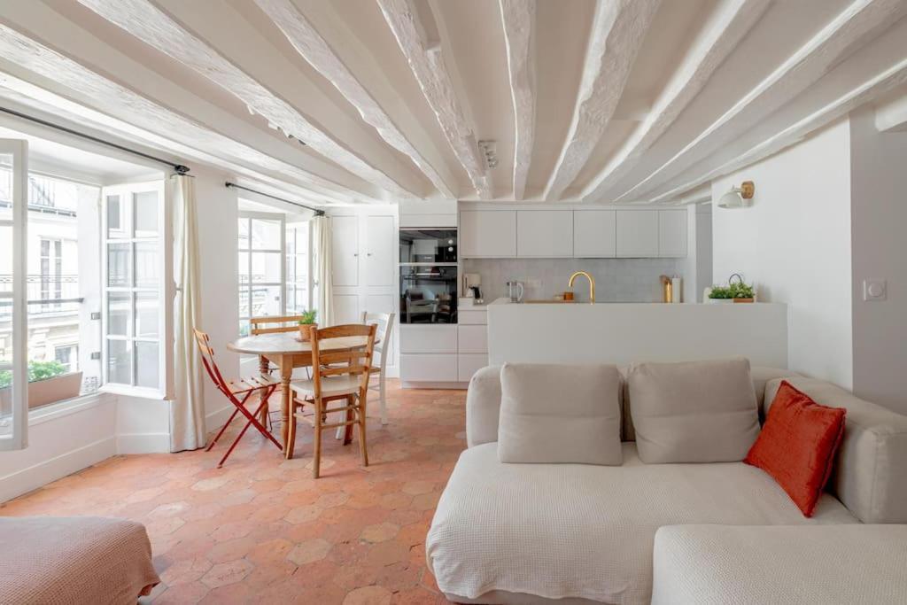 3 Rooms, View On Paris Roofs Chic & Cosy - 70 M2 Exterior photo
