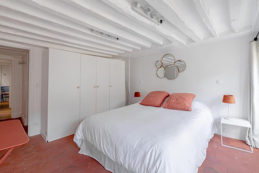 3 Rooms, View On Paris Roofs Chic & Cosy - 70 M2 Exterior photo
